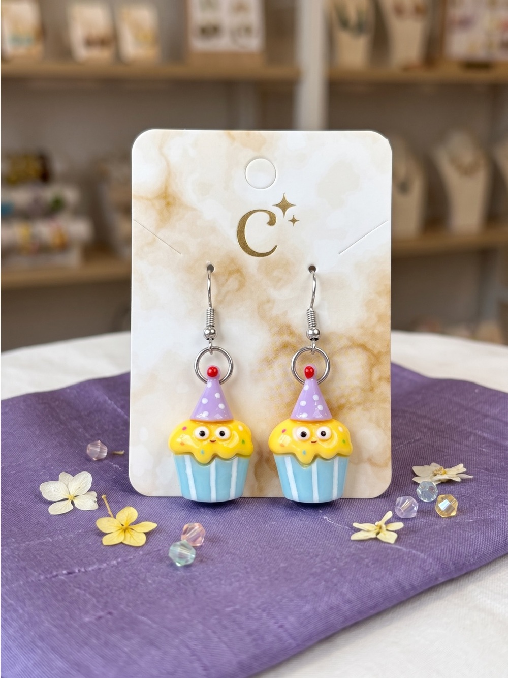 NWOT Cute Cupcake Birthday Party Dangle Earrings Kawaii Novelty
